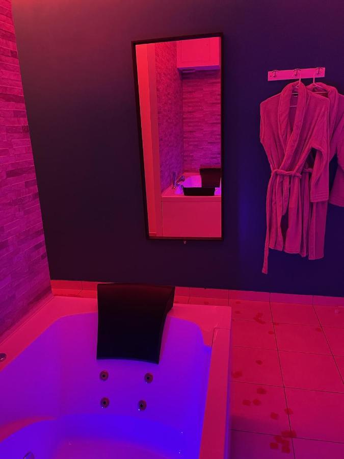 Enzo Avec Jacuzzi Privatif Appartement *